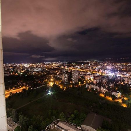 33Rd Floor Luxury Apartment Spa & Fitness 스코페 외부 사진